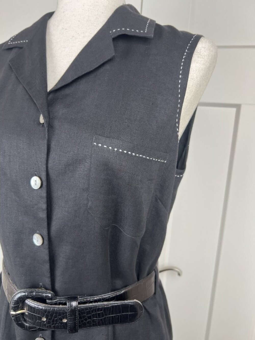 Vintage Harold’s Linen Shirt Dress Black Ivory Stitch Belted Midi Size 6 Sleek - Picture 3 of 16